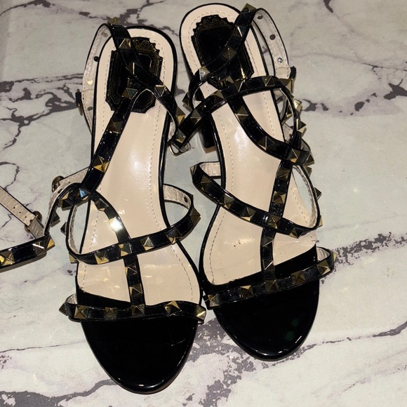 Black Studded Women's Sandals - Picture 8 of 8